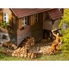 6 Petits tas de bois de chauffage