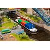 Cargo fluvial avec conteneurs
