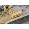 2 piles de planches de dosses
