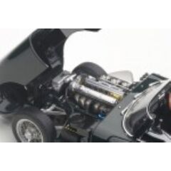 LEM73604-JAGUAR E-Type Roadster vert 1:18 Series I 3.8