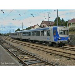 SNCF Dieseltriebzug EAD X 4500 blau/silbrig Ep.IV