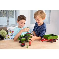 Traktor mit Anhänger