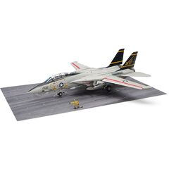 1/48 F-14A Tomcat (late) Carrier Launch Set