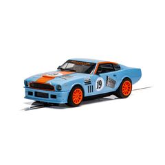 Aston Martin V8-Gulf Edition-Rikki Cann Racing