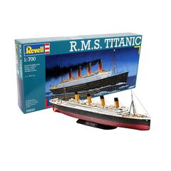R.M.S. Titanic 1:700