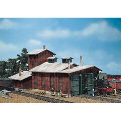 Remise à locomotives à 2 niveaux