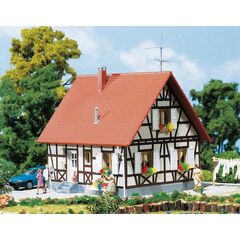 Einfamilienhaus mit Fachwerk