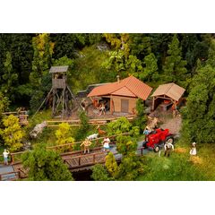Pavillon de chasse avec siège surélevé