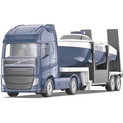 Volvo Lkw mit Boot