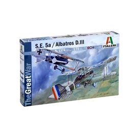 ARW9.01374-S.E.5a + Albatros D.III