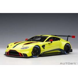 ASTON MARTIN VANTAGE GTE LE MANS PRO 2018 PRESENTATION CAR (GREEN WITH STR IPES/ACCENTS)