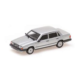 VOLVO 740 GL - 1986 - DARK RED