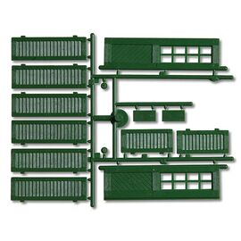 Fensterläden und Türen  grün