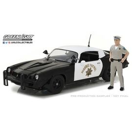 ARW47.13506-1979 Chevy Camaro Z28 California Highway Patrol w/California Highway Patrol Officer Figure