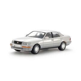 1/24 Lexus LS 400 (UCF11L)