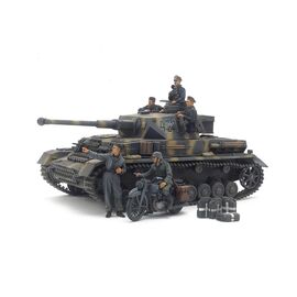 ARW10.25209-1/35 German Panzer IV Ausf. G Early Prod. &amp;amp; Motorcycle Eastern Front