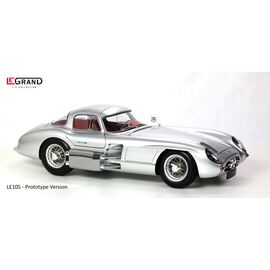 MB 300 SLR Uhlenhaut Coupé kit 1:8 version rouge