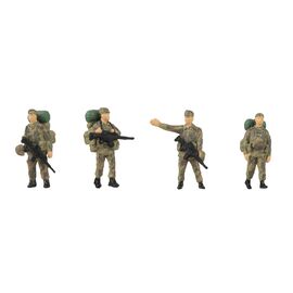 Soldats avec bagages