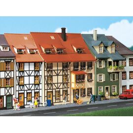 2 maisons en relief