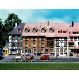 2 maisons en relief