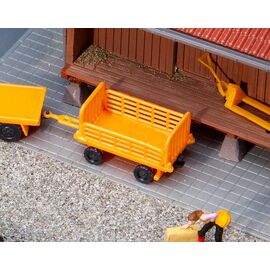2 wagons à quai orange