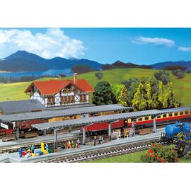 2 Bahnsteige