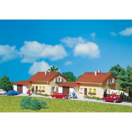 2 maisonnettes de lotissement