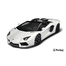 Lamborghini Aventador LP700-4 Roadster weiss