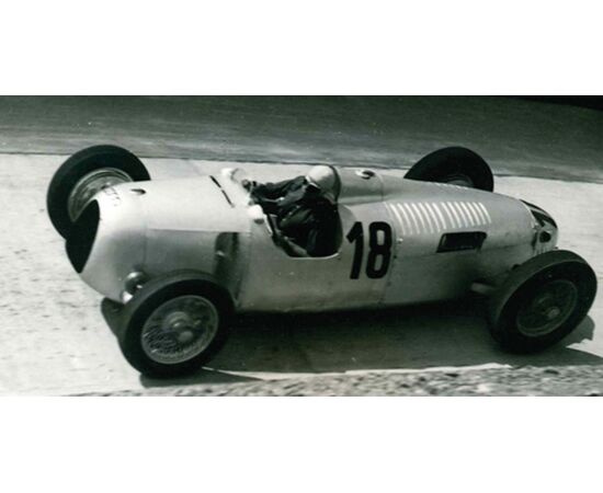 LEM155361018-AUTO UNION Typ C 1:18 Bernd Rosemeyer Win. Eifelrennen 1936