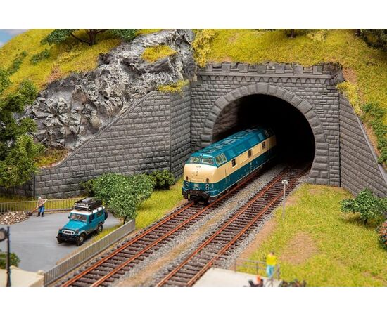 ARW01.120578-Tunnelportal&nbsp; 2-gleisig