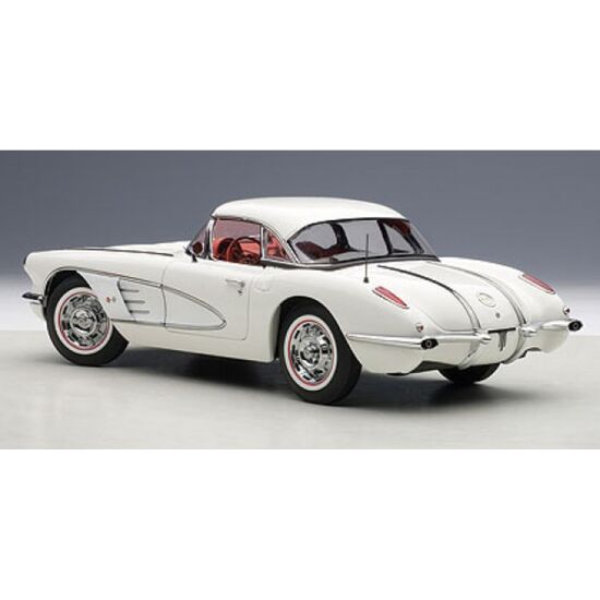 CHEVR. CORVETTE 1958 blanc 1:18, 2 image