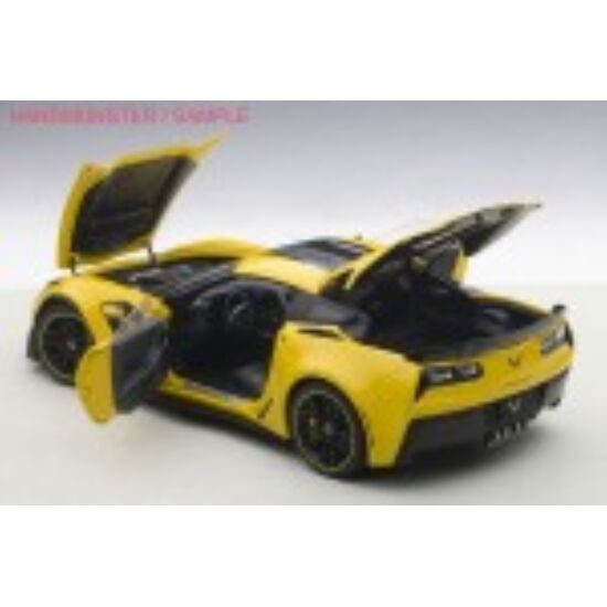 CHEVR. Corv. C7 Z06 jaune 1:18 CR7 Edition, 2 image