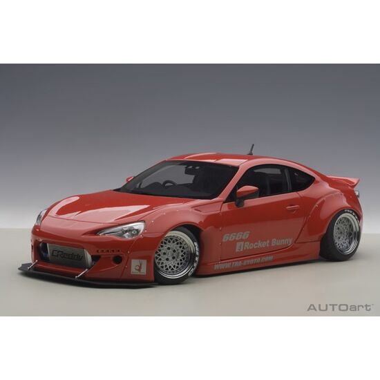 ROCKET Bunny Toyota 86 rot 1:18 Silver Wheels