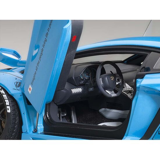 LAMBORGHINI Aventador blau 1:18 Liberty Walk LB-Works met. sky blue (composite model/2 door openings), 4 image
