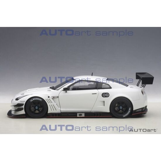 NISSAN GT-R Nismo GT3 blanc 1:18, 2 image