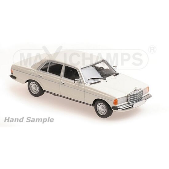 MERCEDES-BENZ (W123) 230E - 1982 - WH ITE
