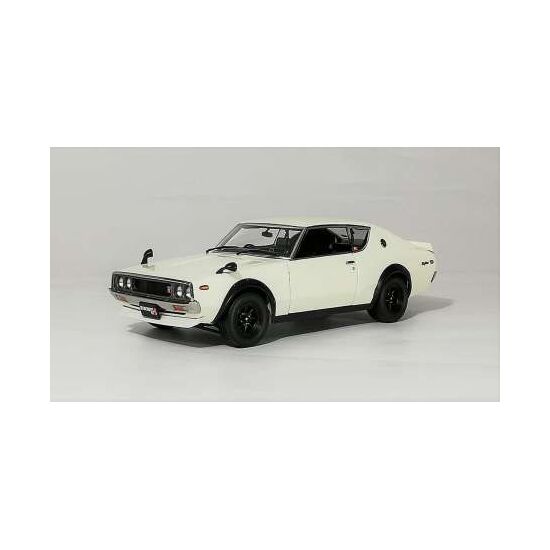 NISSAN SKYLINE 2000 GT-R (KPGC110) - WHITE