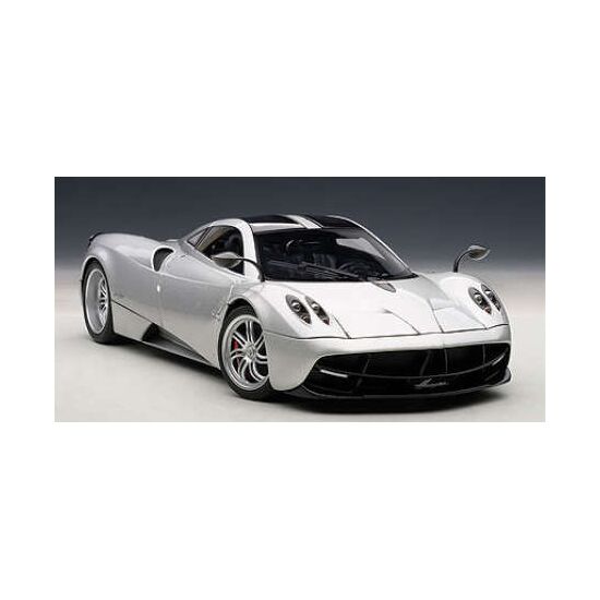 PAGANI Huayra silber 1:43