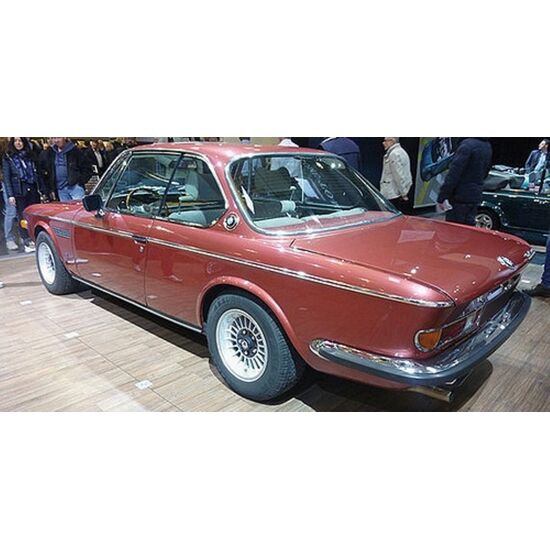 BMW 3.0 CSI - 1971 - RED METALLIC