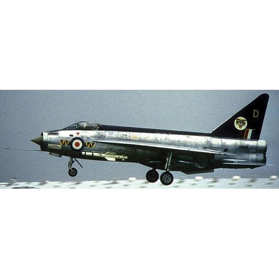 AVION EE Lightning F1/A/2/3 1:48