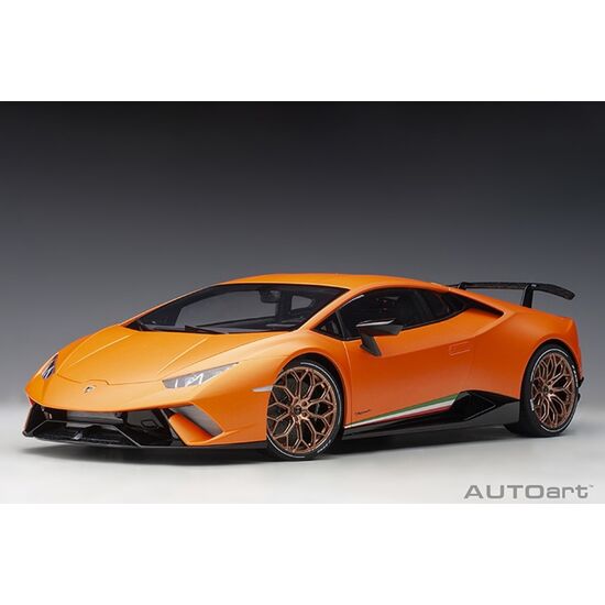 LAMBORGHINI Hurac├ín Perfor. 2017 1:12 arancio anthaeus/matt orange (composite model/full openings)
