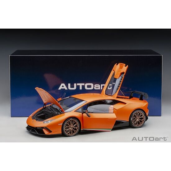 LAMBORGHINI Hurac├ín Perfor. 2017 1:12 arancio anthaeus/matt orange (composite model/full openings), 2 image