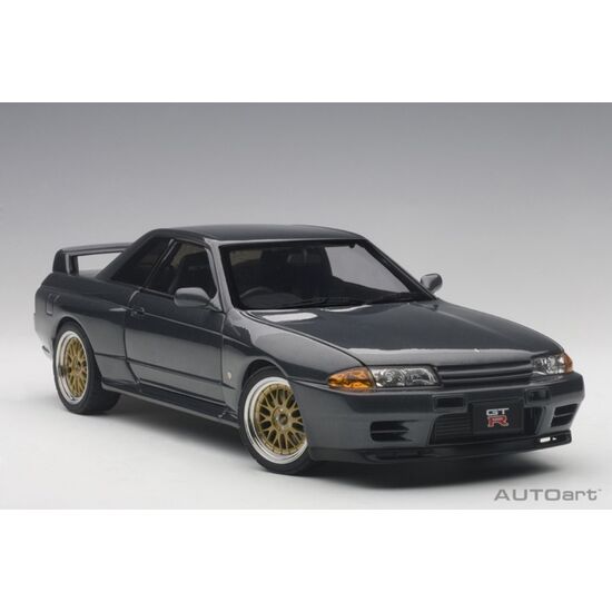 NISSAN Skyline GT-R gris 1:18 V-Spec II Tuned Version (R32)