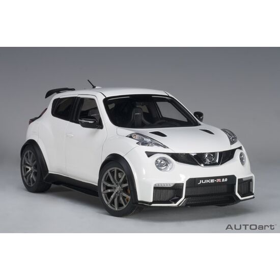 NISSAN JUKE R 2.0 blanc 1:18