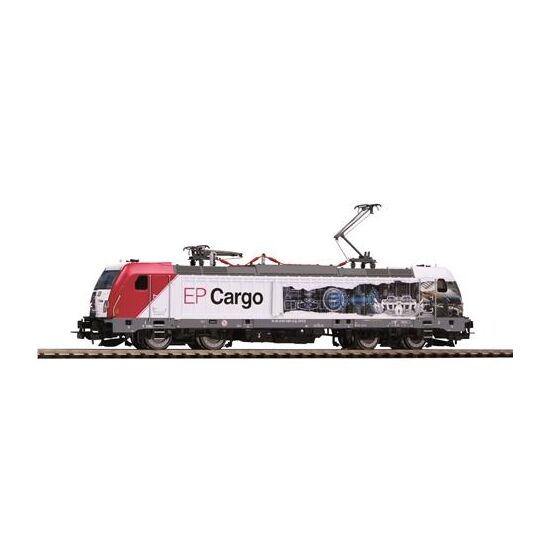 AC E-Lok BR 187 EP Cargo VI + PluX22 Dec.