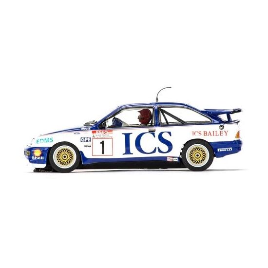 SCX Touring Cars - Ford Sierra RS500 vs BMW E30