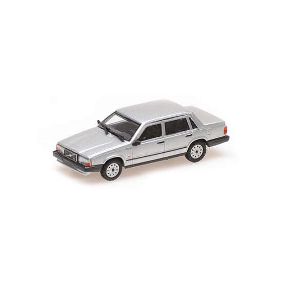 VOLVO 740 GL - 1986 - DARK RED