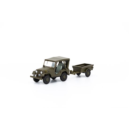 Willys M38A1 Jeep de l'armée avec Aebi Gelpw Anh 68