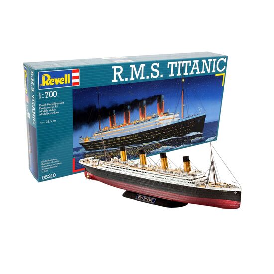 R.M.S. Titanic 1:700