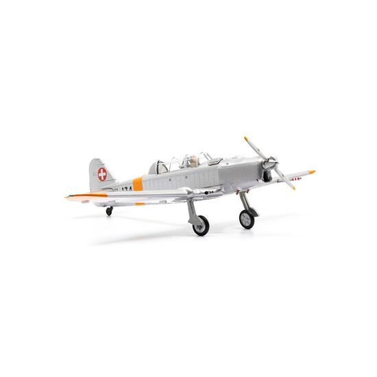 Pilatus P-2-06 U-134 Orange/Alu Dübendorf (1970), 3 image